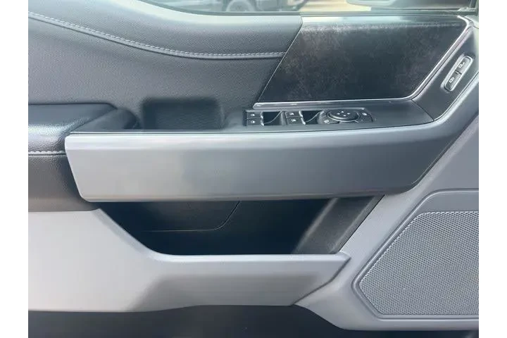 $35504 : Ford F-150 2022 4x4 XLT 4dr image 10