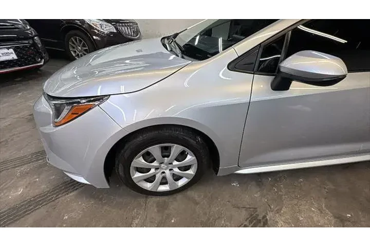 $14645 : Toyota Corolla 2022 LE 4dr S image 9