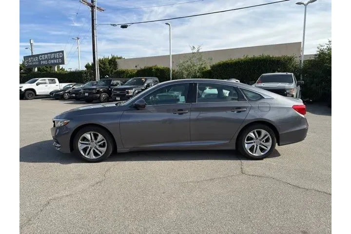 $17796 : Honda Accord 2020 LX 4dr Sed image 4