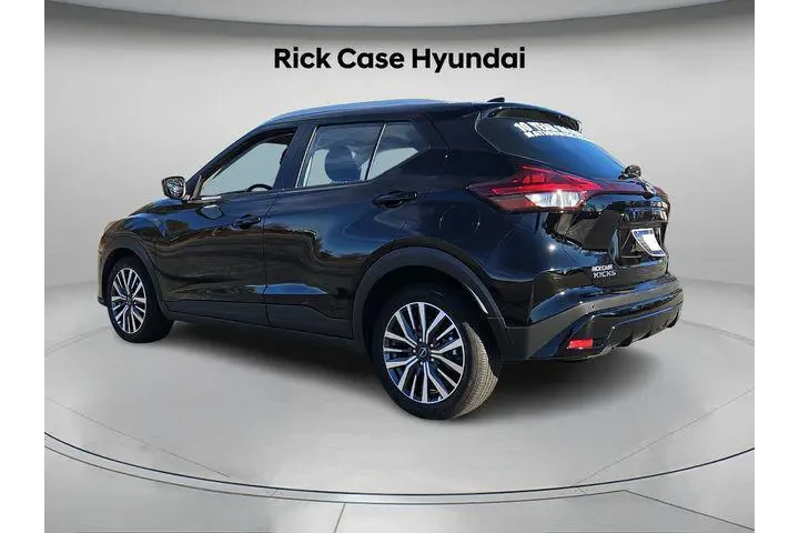 $15394 : Nissan Kicks 2024 SV 4dr Cro image 7