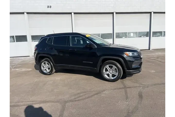 $26980 : Jeep Compass 2024 4x4 Latitu image 3