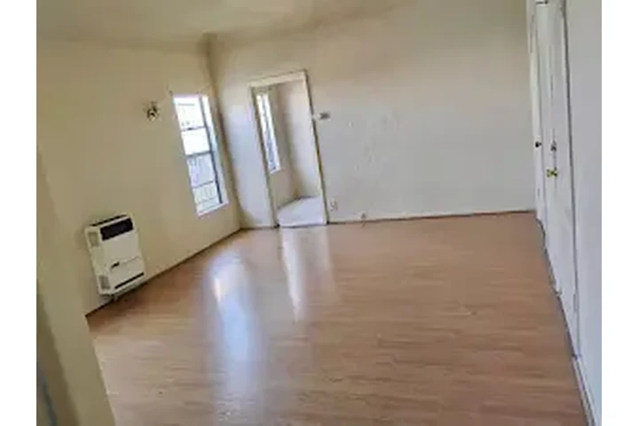 $1950 : APARTAMENTO DE 1 RECAMARA image 3