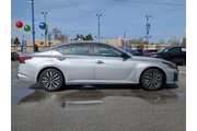 $17999 : Nissan Altima 2024 2.5 SV 4d thumbnail