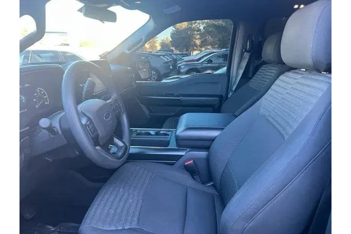 $36993 : Ford F-150 2023 4x4 Lariat 4 image 3