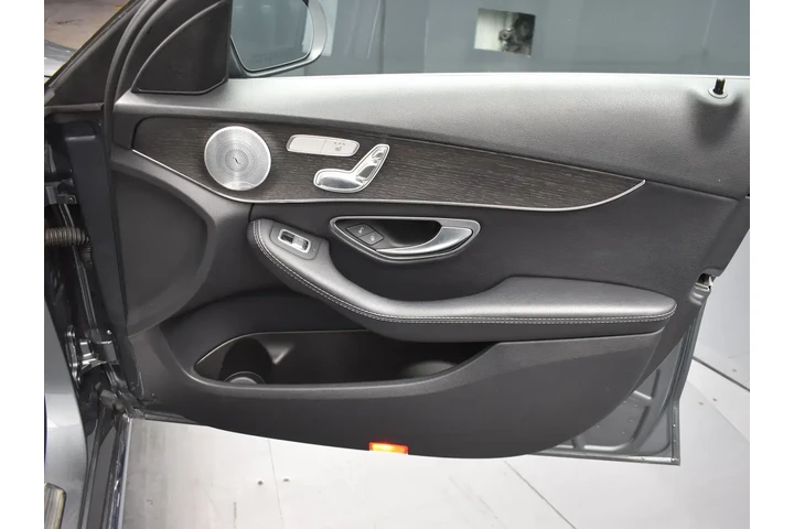 $16772 : Mercedes-Benz C-Class 2019 A image 6