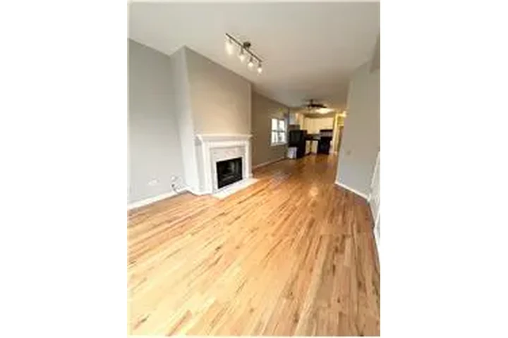 $2925 : Rental property with 3 bedro image 1