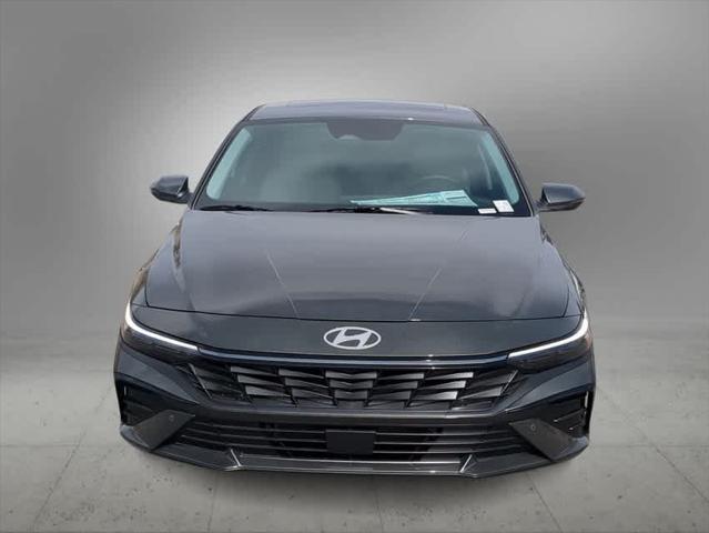 $29660 : New 2024 Hyundai ELANTRA HYBR image 9