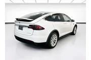 $38990 : Tesla Model X 2020 AWD Long thumbnail