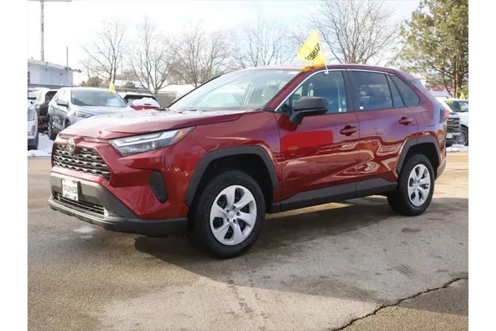 $25977 : Toyota RAV4 2024 AWD LE 4dr image 5
