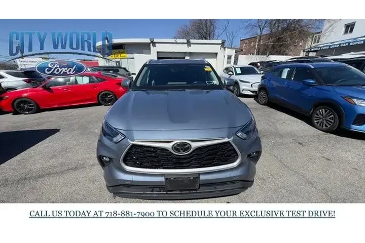 $38288 : Toyota Highlander 2023 AWD L image 5