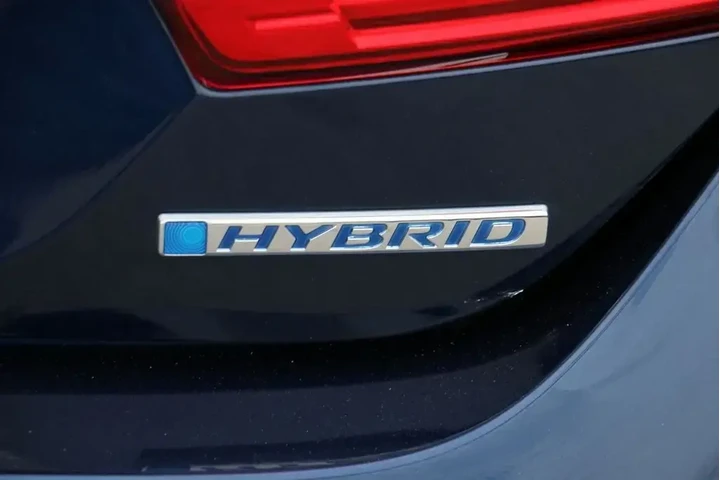 $19500 : Honda Accord Hybrid 2018 Bas image 9