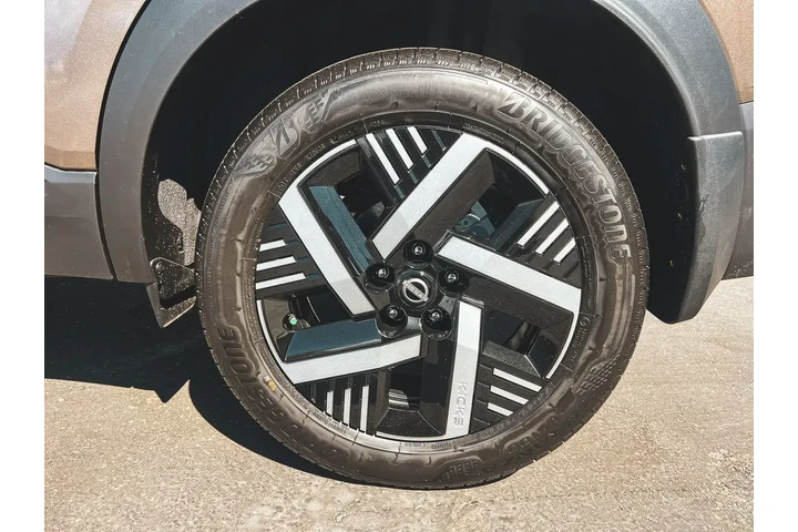 $22997 : Nissan Kicks 2026 SV 4dr Cro image 10