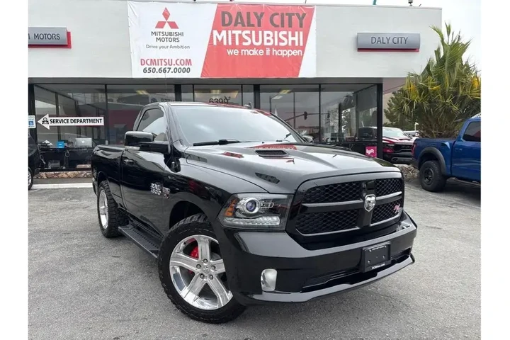 $34388 : Ram 1500 2013 4x2 R/T Sport image 1