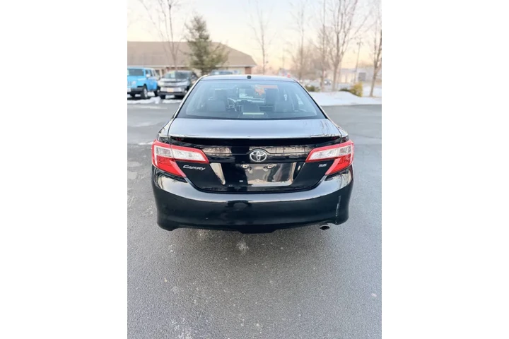 $11995 : 2014 Camry SE image 9
