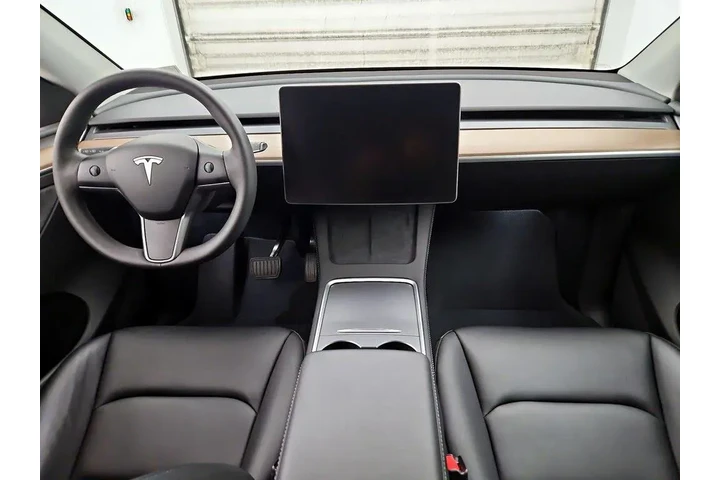 $36998 : Tesla Model Y 2024 Long Rang image 9