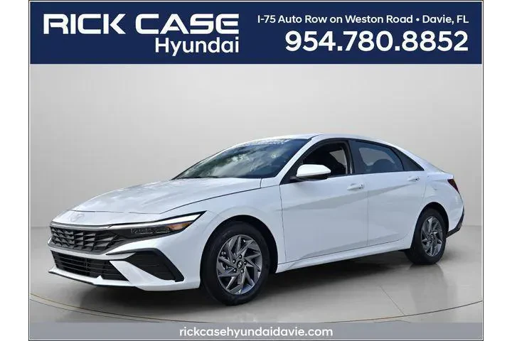 $25383 : Hyundai ELANTRA Hybrid 2025 image 1