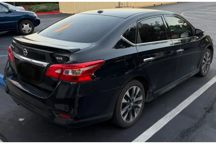 $4000 : Nissan Sentra SR 2019 image 3