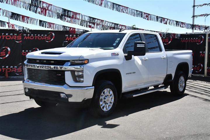 $49468 : Silverado 2500HD LT image 3