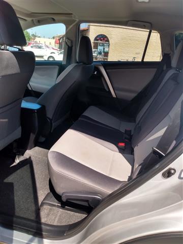 $9900 : 2015 Toyota RAV4 XLE SUV image 3
