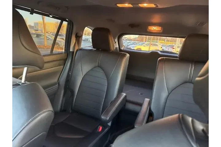 $38936 : Toyota Highlander 2024 AWD X image 10