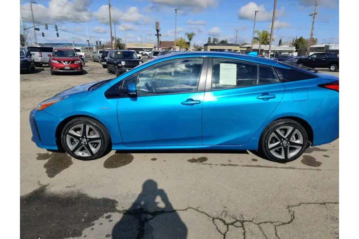 $19999 : 2020 Prius XLE image 3