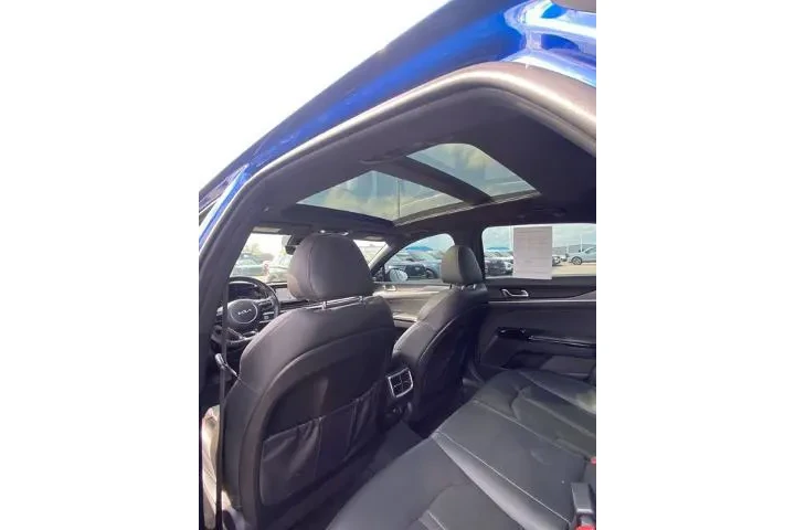 $26151 : Kia K5 2022 GT 4dr Sedan image 7