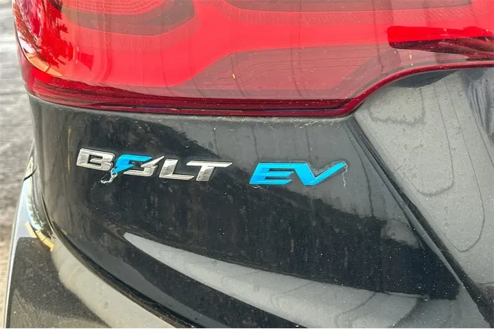 $12648 : Chevrolet Bolt EV 2018 LT 4d image 6