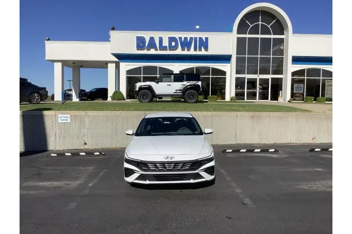 $23950 : Hyundai ELANTRA 2025 SE 4dr image 2