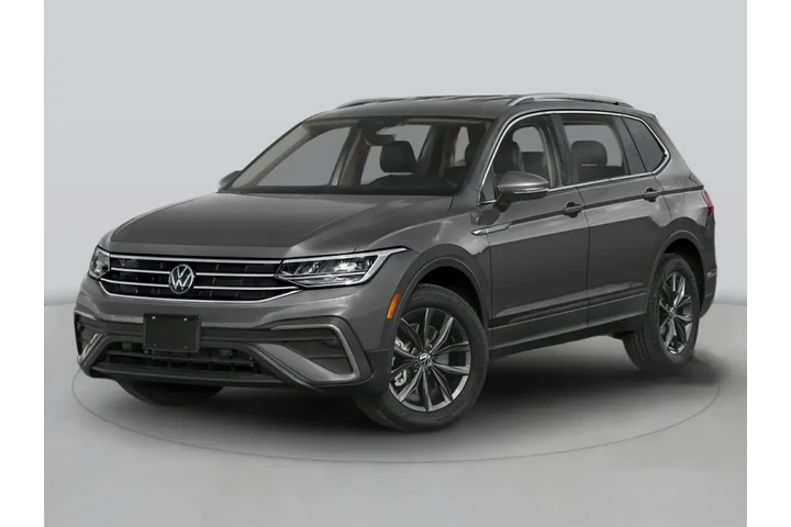 $17995 : Volkswagen Tiguan 2022 AWD S image 1