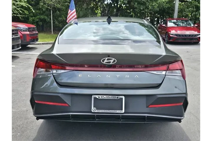 $18471 : Hyundai ELANTRA 2024 SEL 4dr image 7