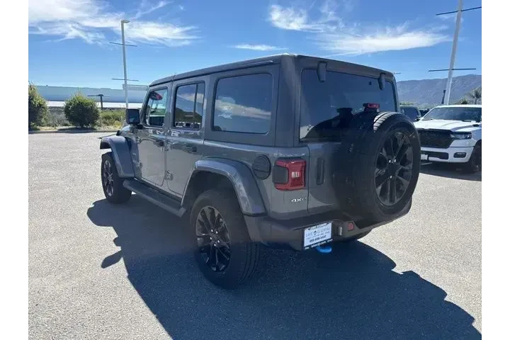 $28998 : Jeep Wrangler 2023 4x4 Sahar image 8