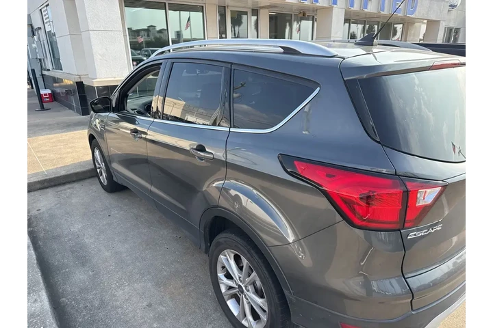 $9991 : Ford Escape 2019 SE 4dr SUV image 4