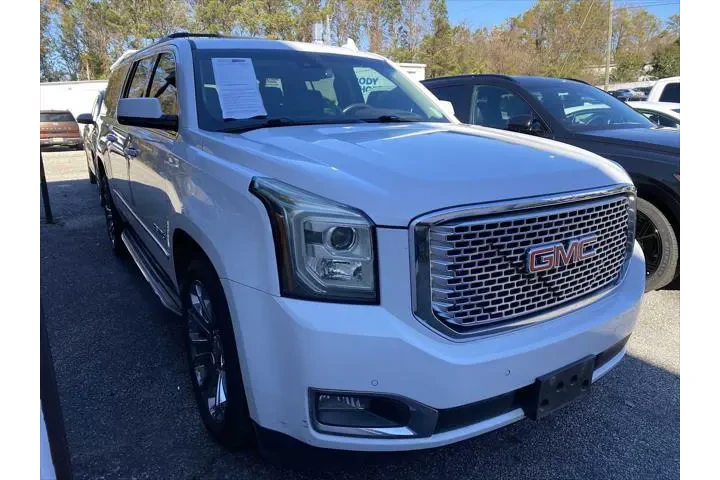 $9988 : GMC Yukon XL 2016 4x2 Denali image 2