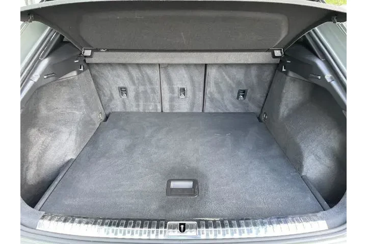 $28695 : Audi Q3 2024 AWD quattro S l image 8