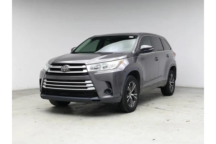 $21998 : Toyota Highlander 2018 LE 4d image 4