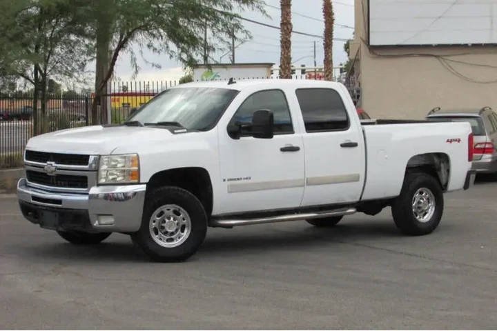 $13995 : 2007 Silverado 2500HD LT2 image 3