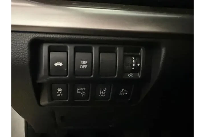 $15499 : 2015 Legacy image 2