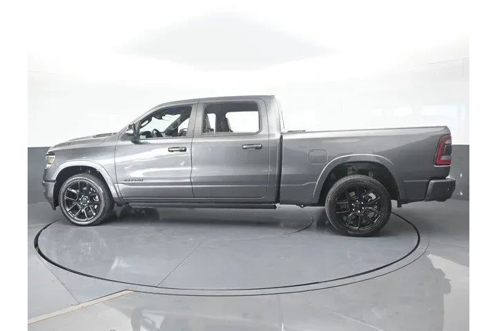 $32995 : Ram 1500 2022 4x2 Laramie 4d image 3