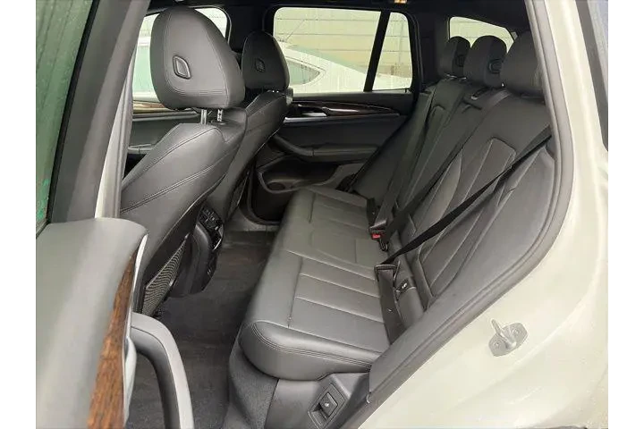 $24000 : BMW X3 2021 sDrive30i 4dr Sp image 8