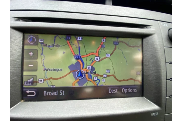 $6499 : 2013 Prius Four image 9