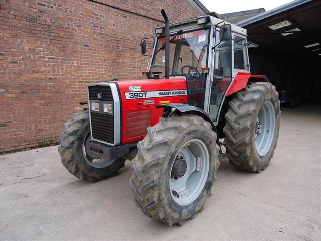 $2000 : Used Massey Tractors for sale image 1