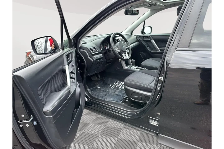 $15996 : 2018 Forester Premium image 2