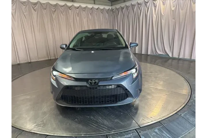 $19699 : Toyota Corolla 2024 LE 4dr S image 2