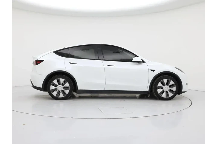 $28998 : Tesla Model Y 2022 AWD Long image 7