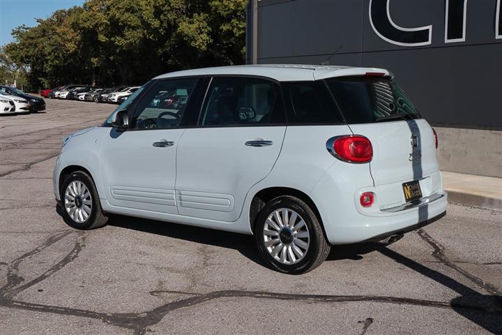 $11949 : 2015 500L Easy image 6