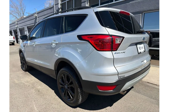 $19995 : 2019 Escape SEL image 4