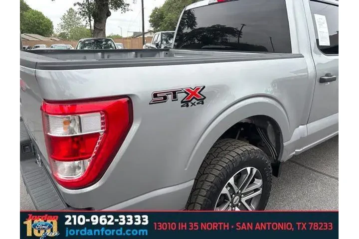 $26555 : Ford F-150 2021 4x4 XL 4dr S image 10