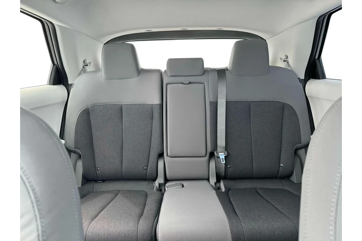 $32990 : Hyundai IONIQ 5 2025 SE 4dr image 7