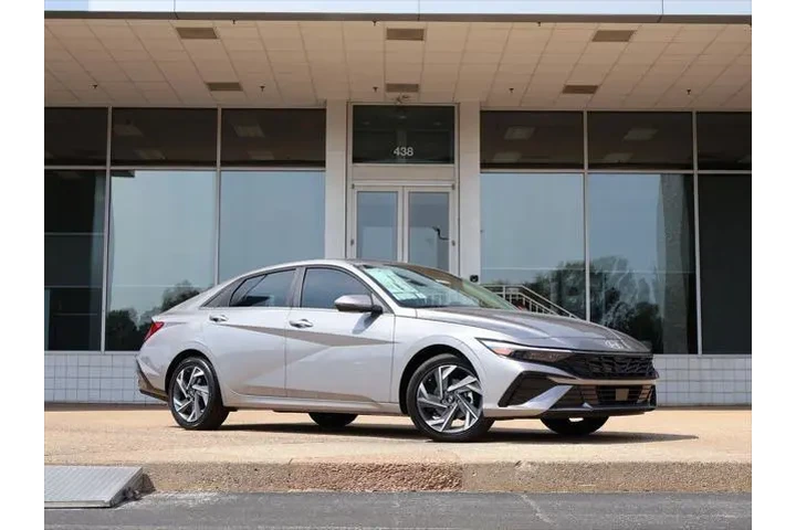 $25977 : Hyundai ELANTRA 2025 Limited image 2