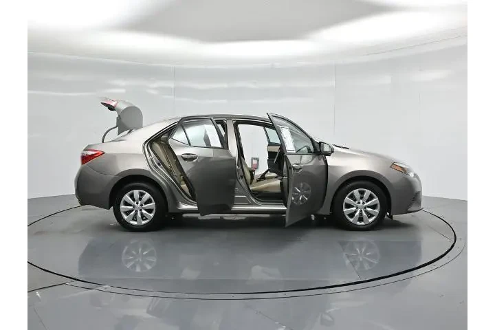 $14009 : Toyota Corolla 2016 LE 4dr S image 3